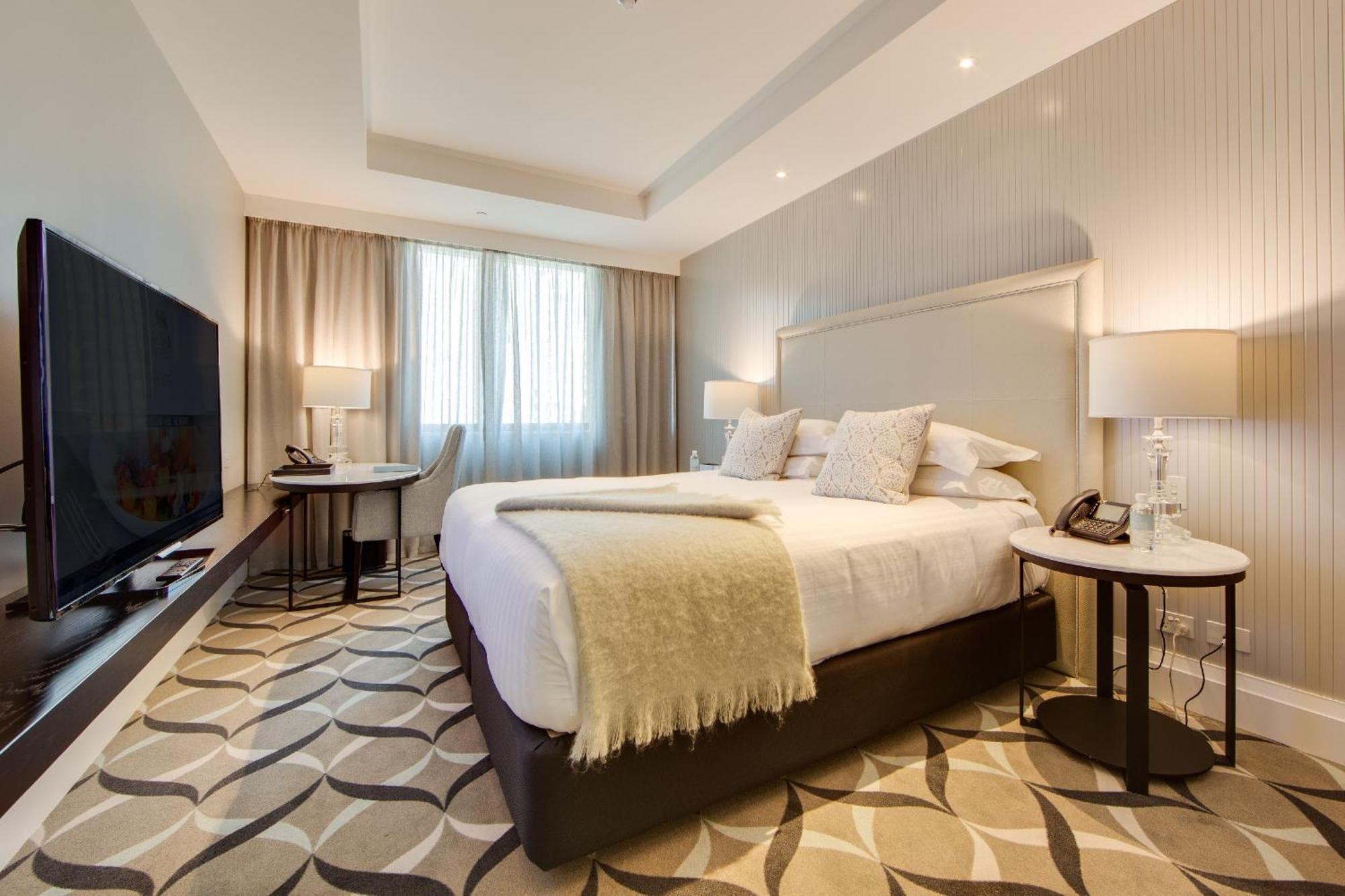 Essential King Room