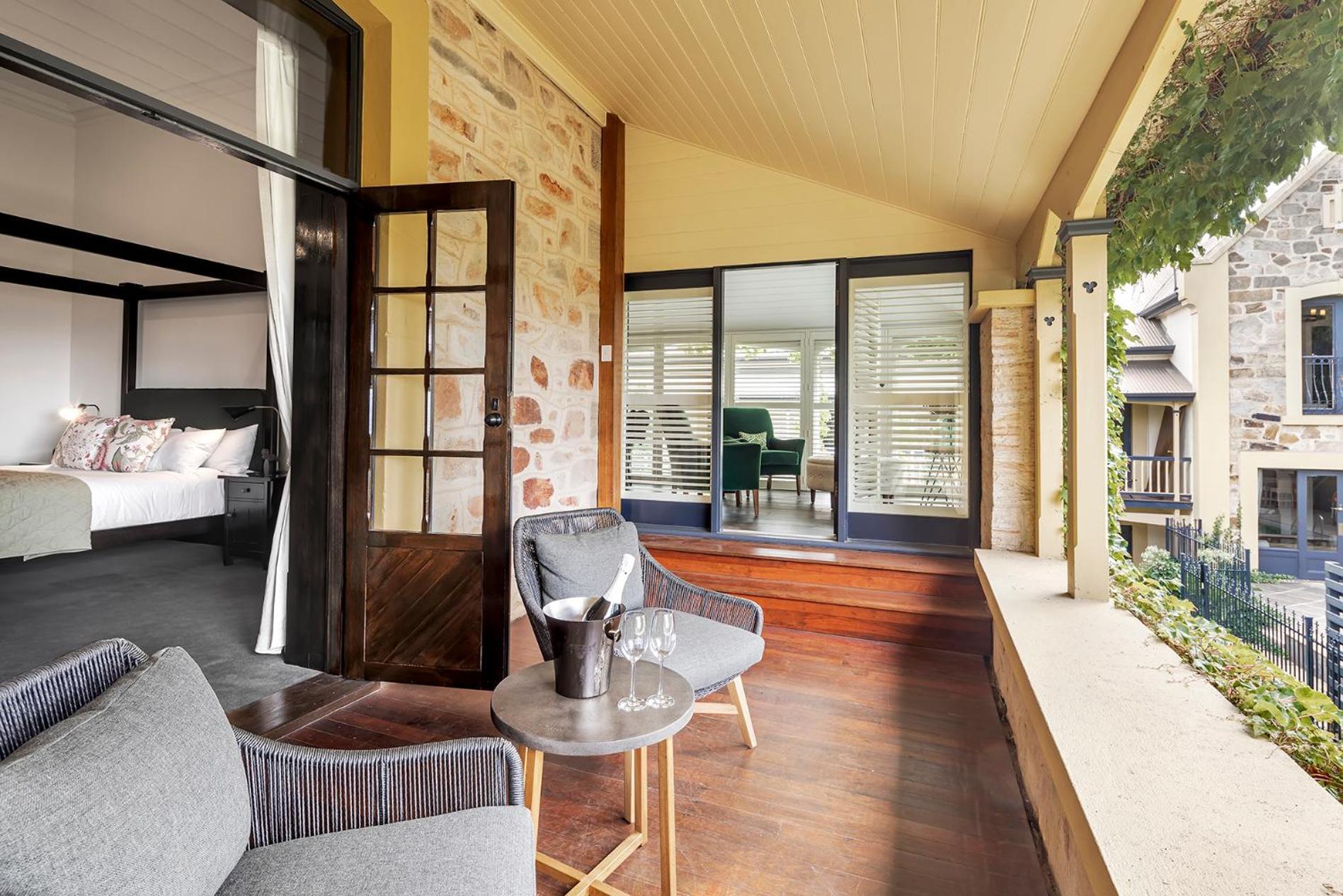 Conservatory Suite