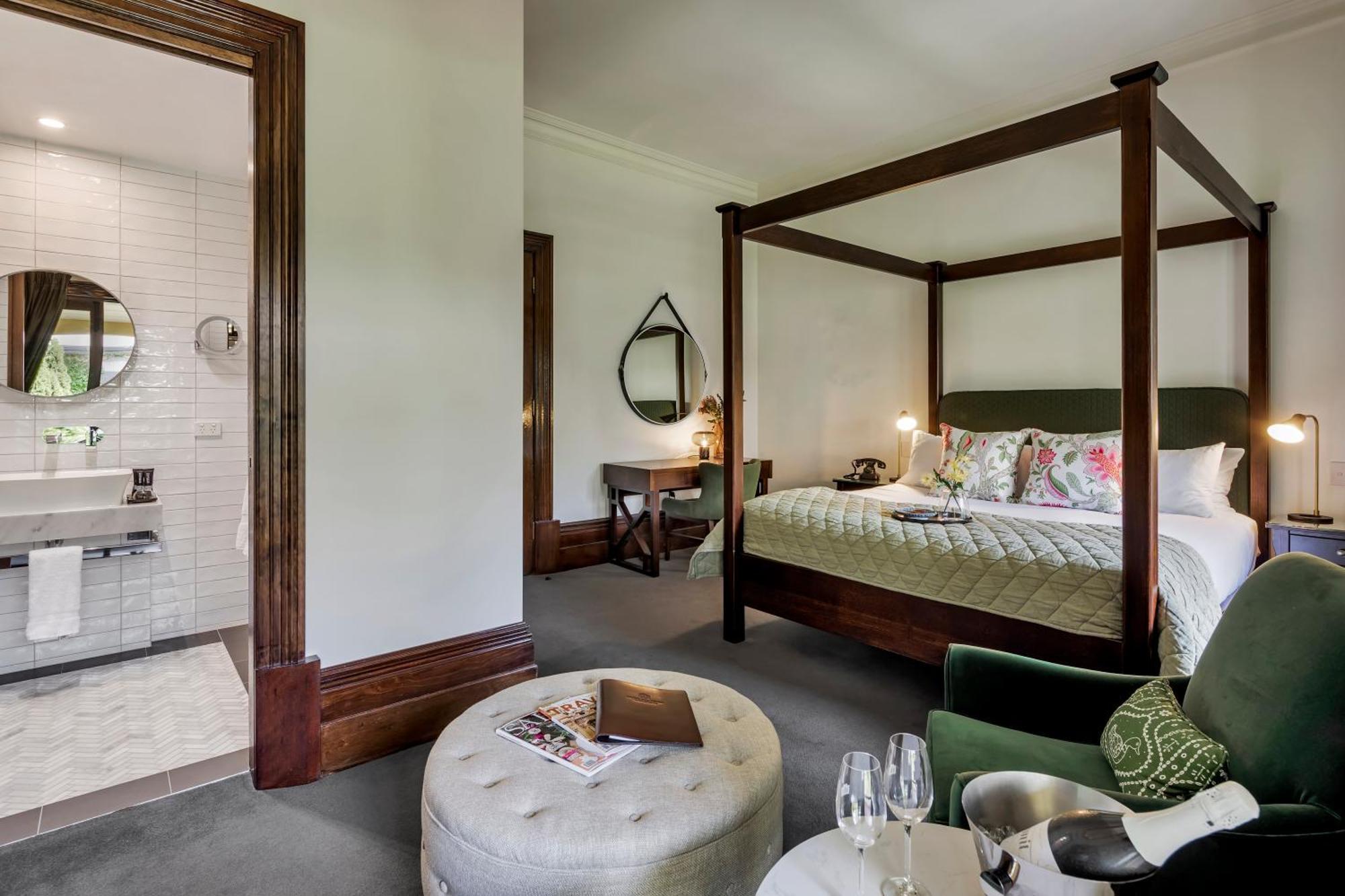 Superior King Room Piccadilly Garden Room