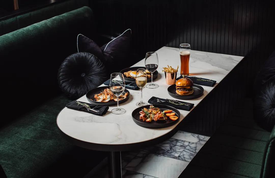 Mayfair Hotel Adelaide-1